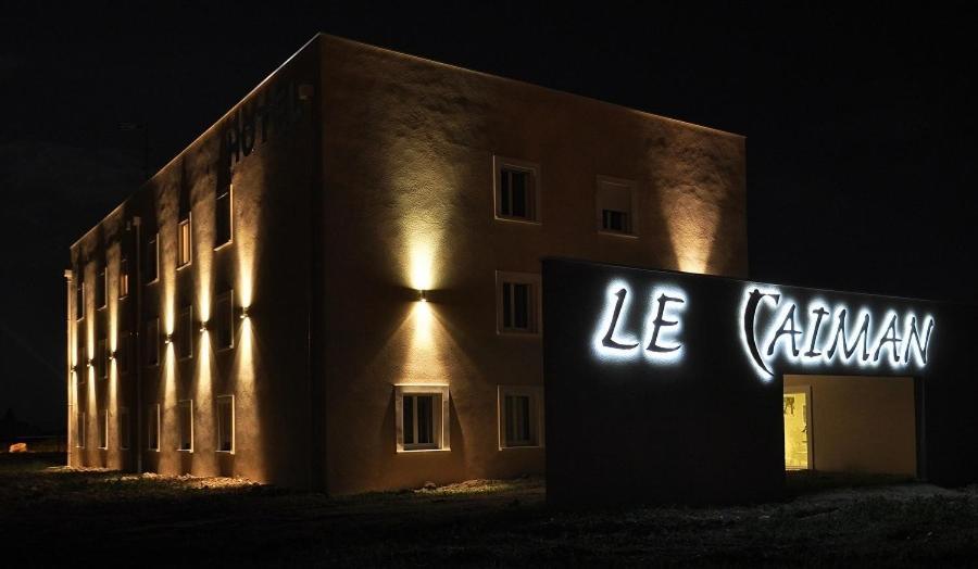 Hotel Caiman Pierrelatte Dış mekan fotoğraf