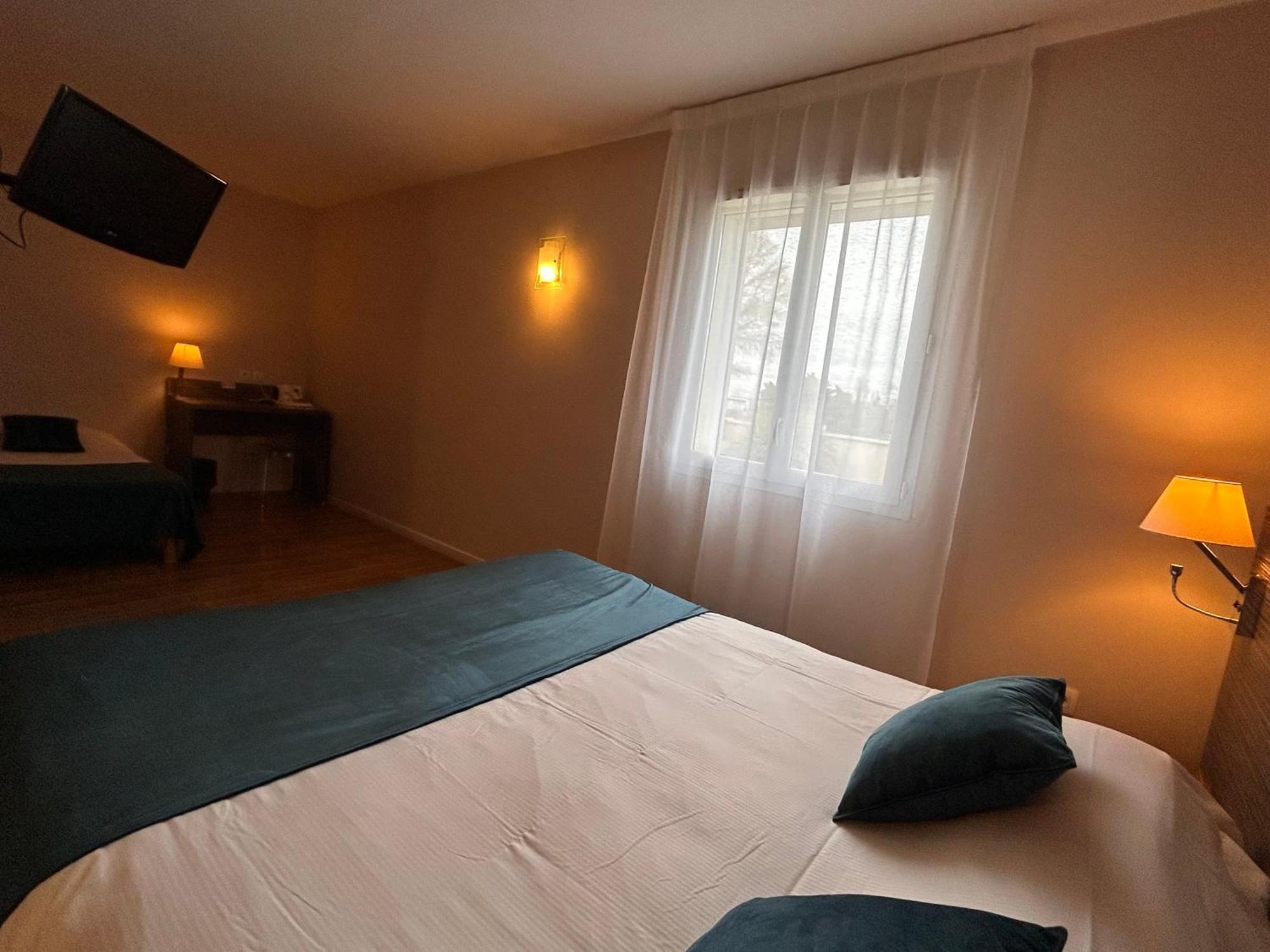 Hotel Caiman Pierrelatte Dış mekan fotoğraf